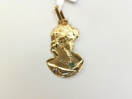 18k Lady Head Charm With Small Emerald 
