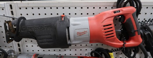 Milwaukee 6538-21 Electric Reciprocating Saw