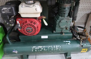 ROLAIR 6590HK18 6.5 HP Gas Powered Portable Air Compressor