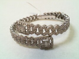 WHITE GOLD DIAMOND BRACELET