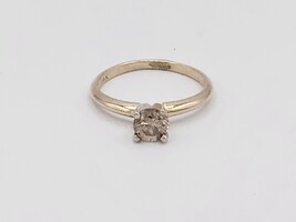 14kt Solitaire Ring SZ:6 Y/G 0.75 Cts