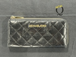 Michael Kors Quilted Wallet