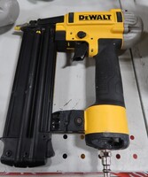 DEWALT 18-Gauge Pneumatic Brad Nailer DWFP12233