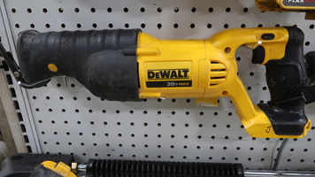 Dewalt Dcs380 20V Sawzall TOOL ONLY
