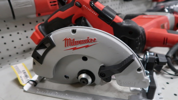 ~TOOL ONLY~Milwaukee M18 Brushless 7-1/4 Circular Saw 2631-20