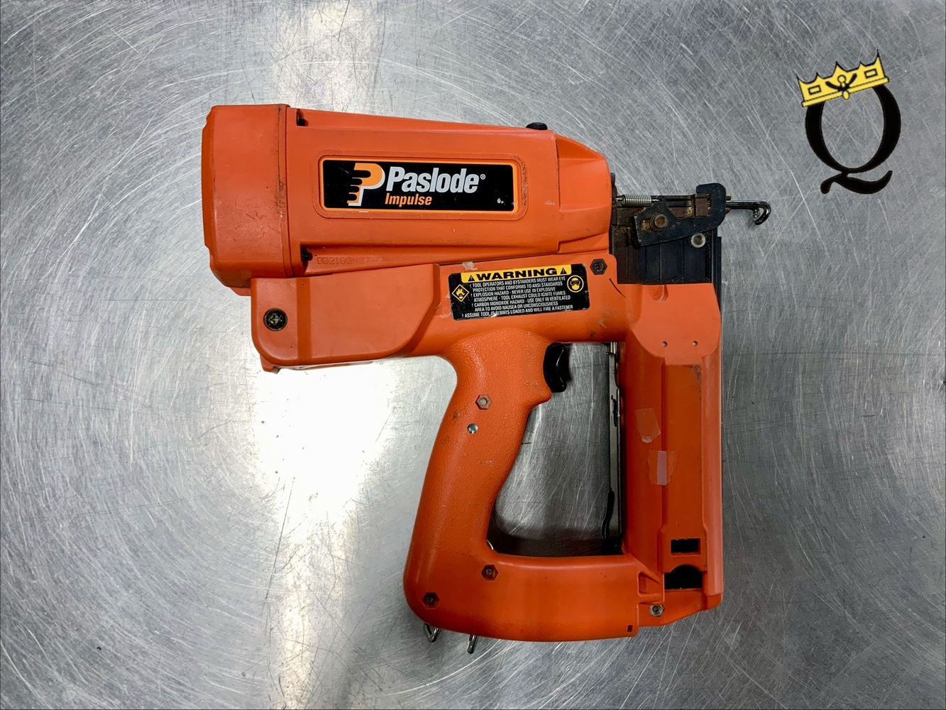 The Paslode IM250 II, durable, cordless 16-gauge straight finish nailer ...