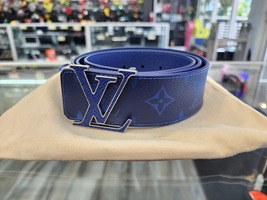 Louis Vuitton Initiales 40mm Blue Reversible Belt - M0159