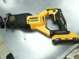 DEWALT DCS382 VARIABLE SPEED SAWZALL RECIPROCATING 
